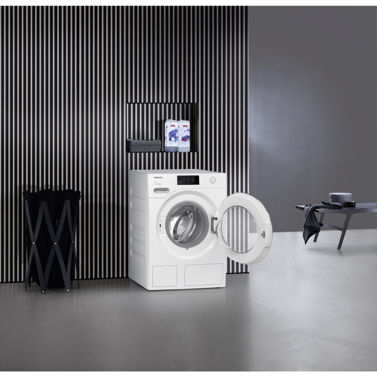 Refurbished Miele WSR863 Freestanding 9KG 1600 Spin Washing Machine White