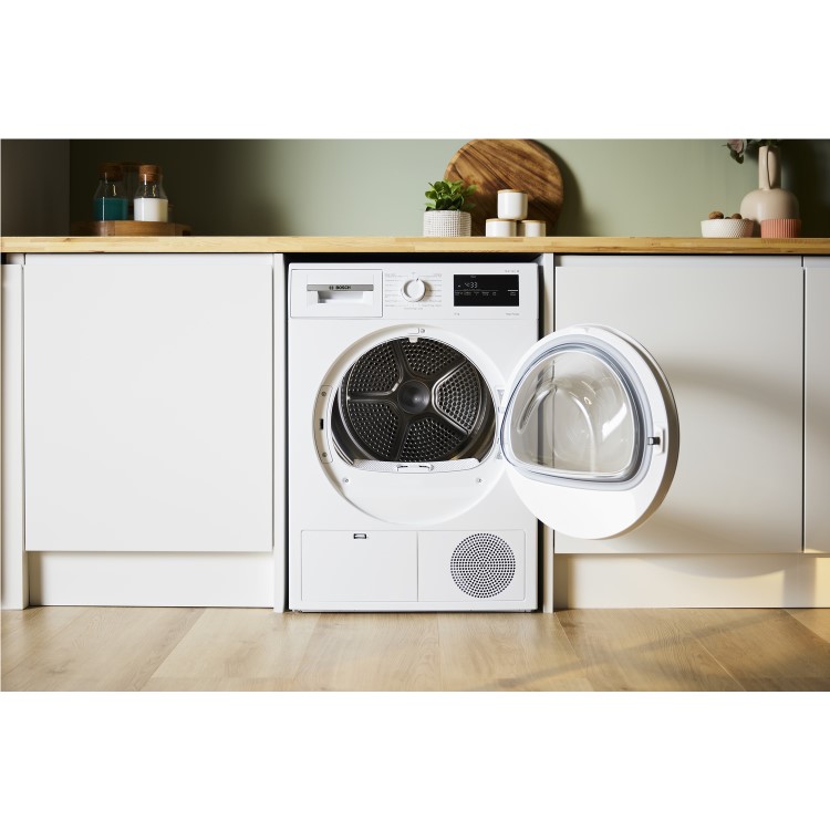 Bosch Series 4 8kg Heat Pump Tumble Dryer - White